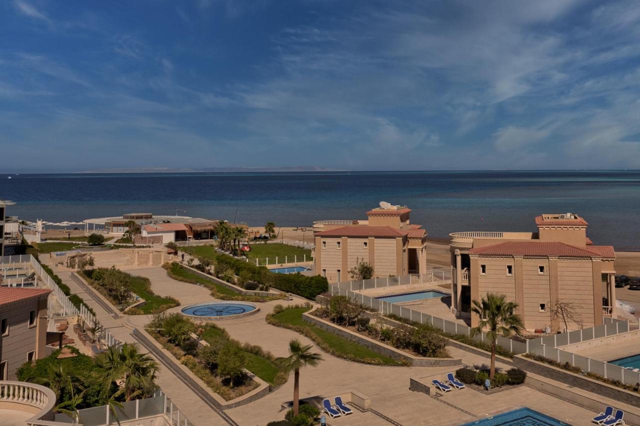 Selena Bay & Club الغردقة